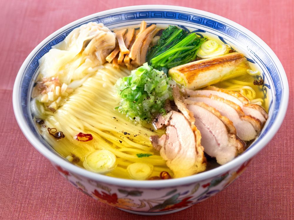 黄金の「塩」 極神鶏らぁめん