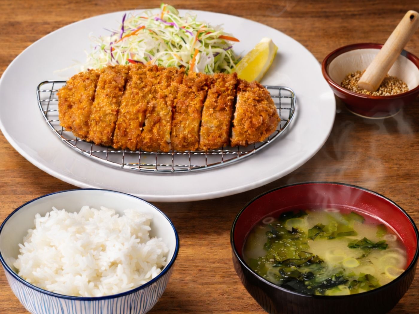 熟成ロースカツ定食